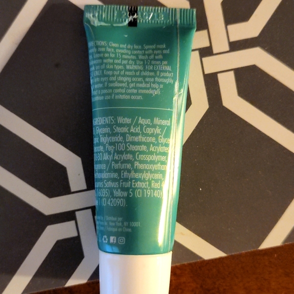 Cucumber Clay Mask - Picture 2 of 3